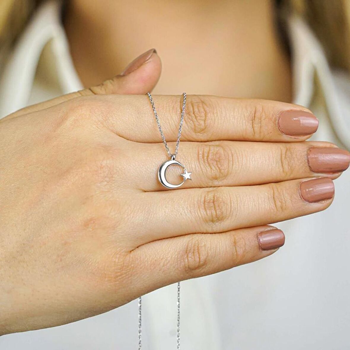 Ay Yıldız Tasarımlı 925 Ayar Gümüş Kadın Kolye