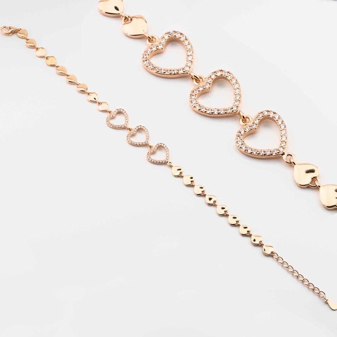 925 Ayar Gümüş Zirkon Taşlı  Kalpli Kadın  Bileklik