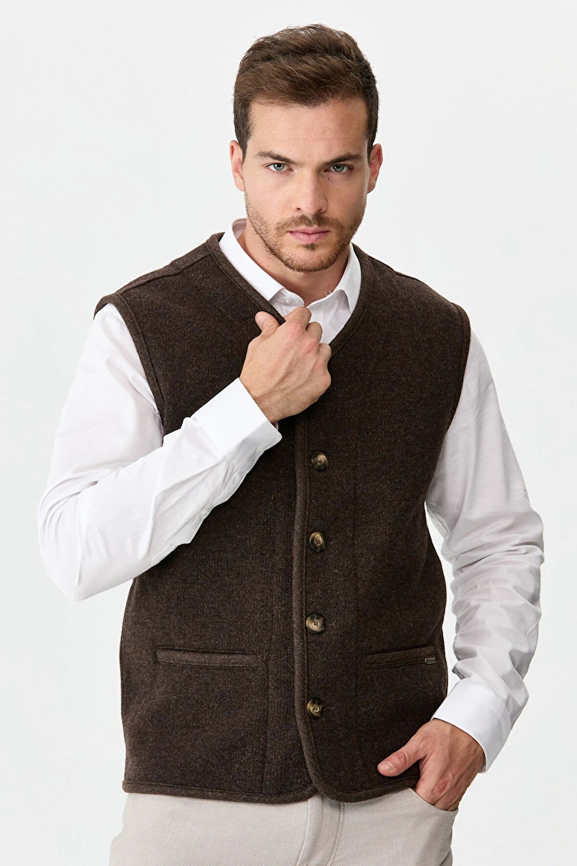 Desen Triko Erkek V Yaka Keçe Aksesuarlı Pike Dokuma Yün Yelek 02422569 Koyu Kahve