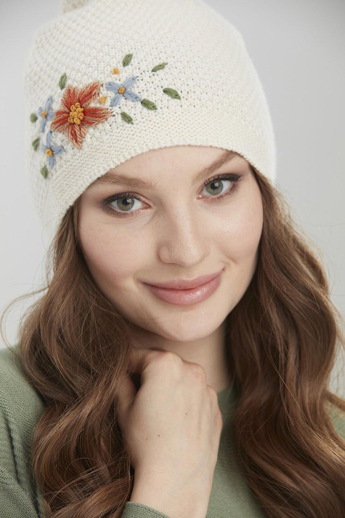 Desen Triko Kadın İşlemeli Yün Bere 22028 Kemik