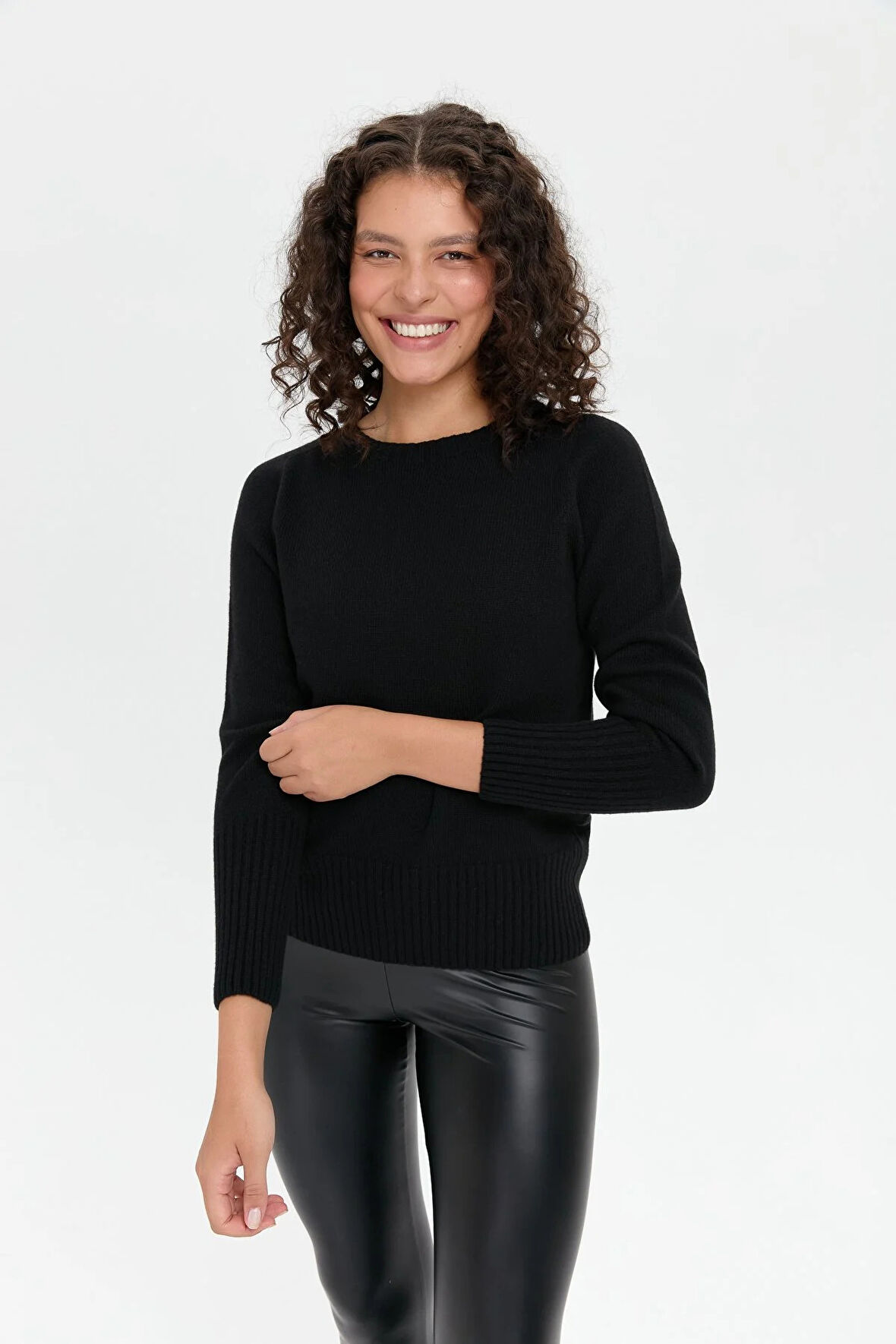 Desen Triko Kadın Sıfır Yaka Dikişsiz Eteği ve Kolu Uzun Lastik Yün Kazak 24210 Siyah