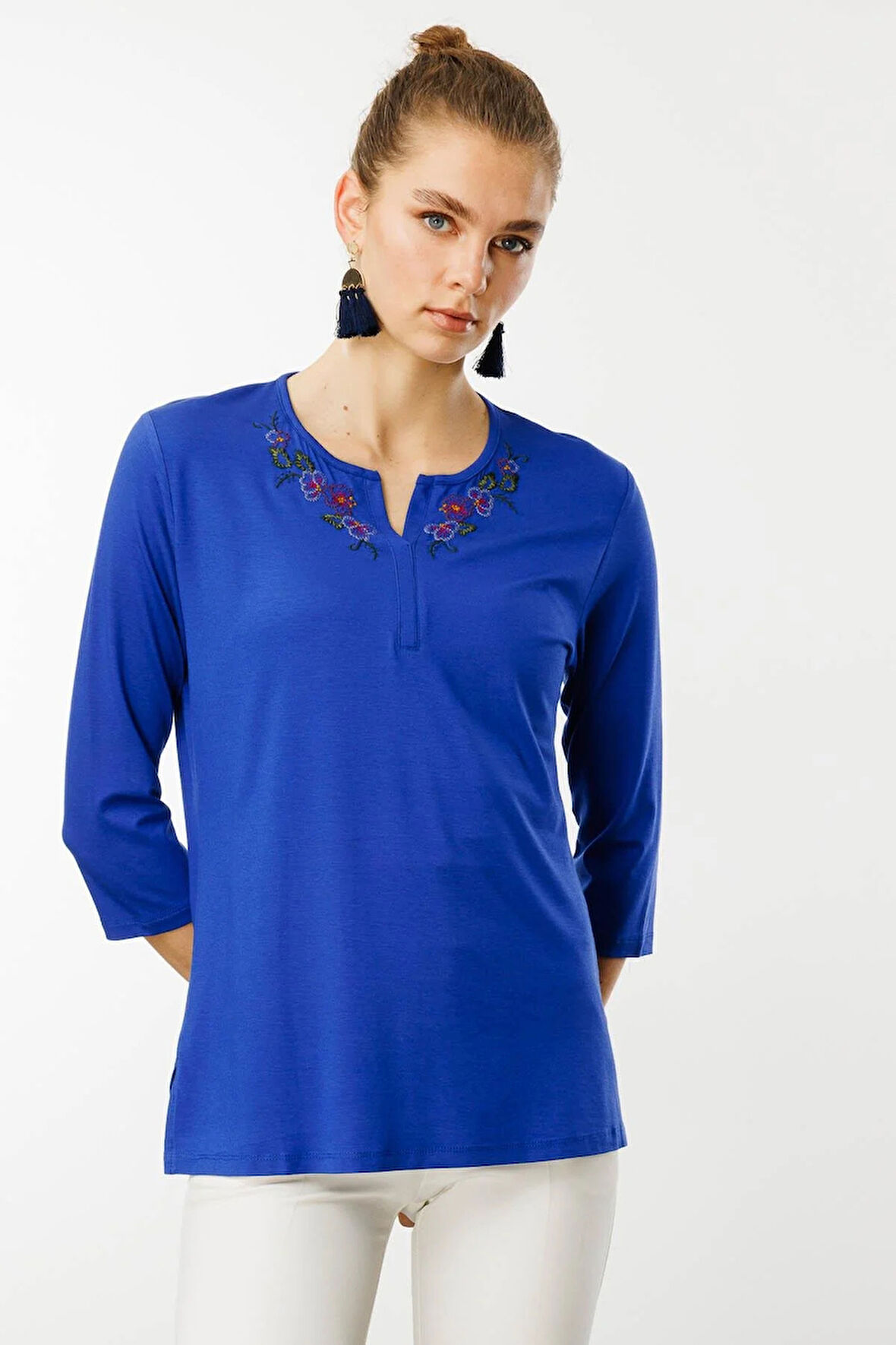 Desen Triko Kadın Açma Yaka Nakış İşlemeli Penye Bluz 25701 Saks