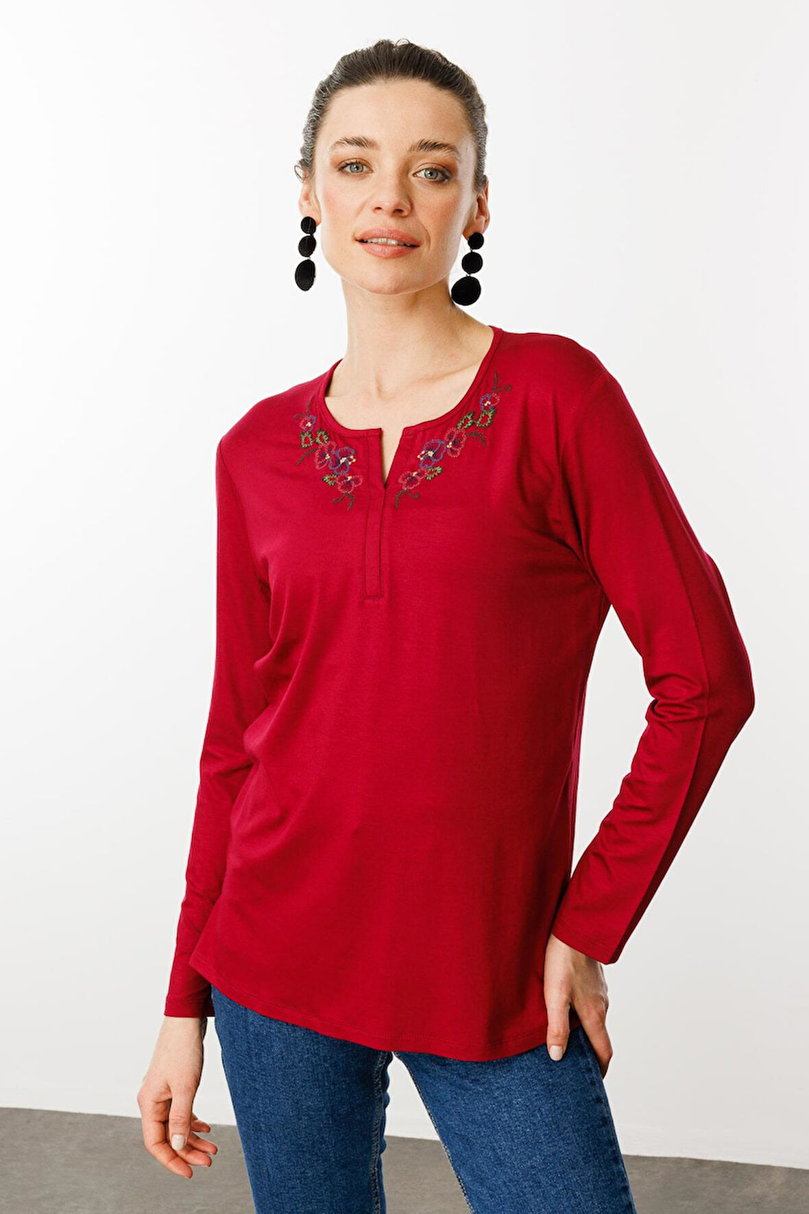 Desen Triko Kadın Nakış İşlemeli Uzun Kollu Penye Bluz 25702 Vişne