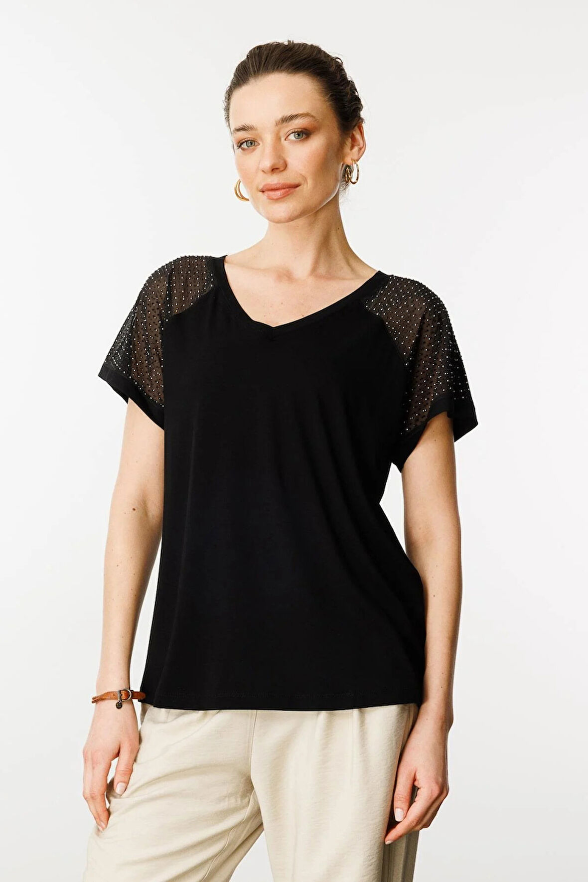 Desen Triko Kadın V Yaka Omuzları Taş Baskılı Penye T-Shirt 25836 Siyah