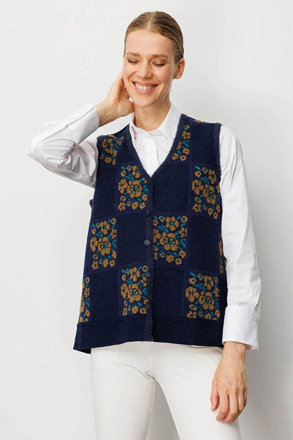 Desen Triko Kadın Pıtırcık Çiçekli Patchwork Keçe Yün Yelek 24084 A.Laci-O.Haki