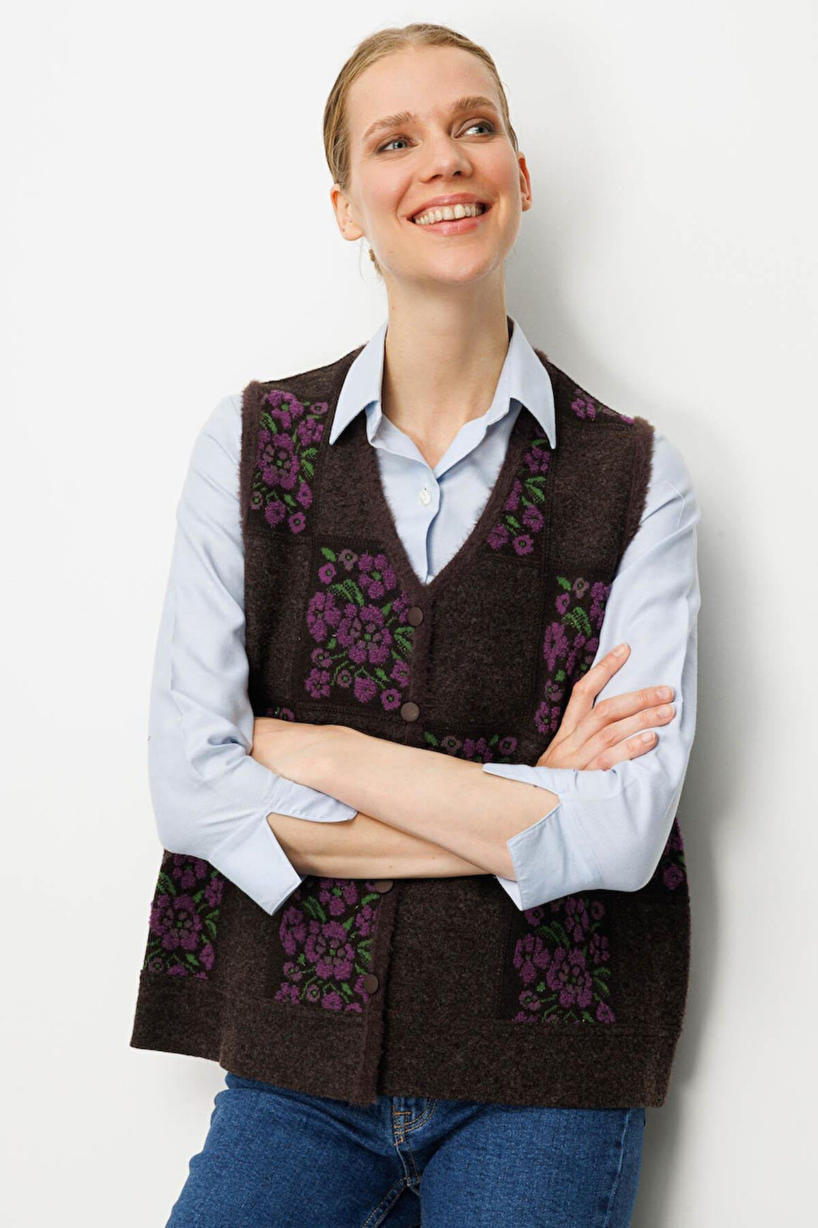 Desen Triko Kadın Pıtırcık Çiçekli Patchwork Keçe Yün Yelek 24084 K.Kahve-A.Mor