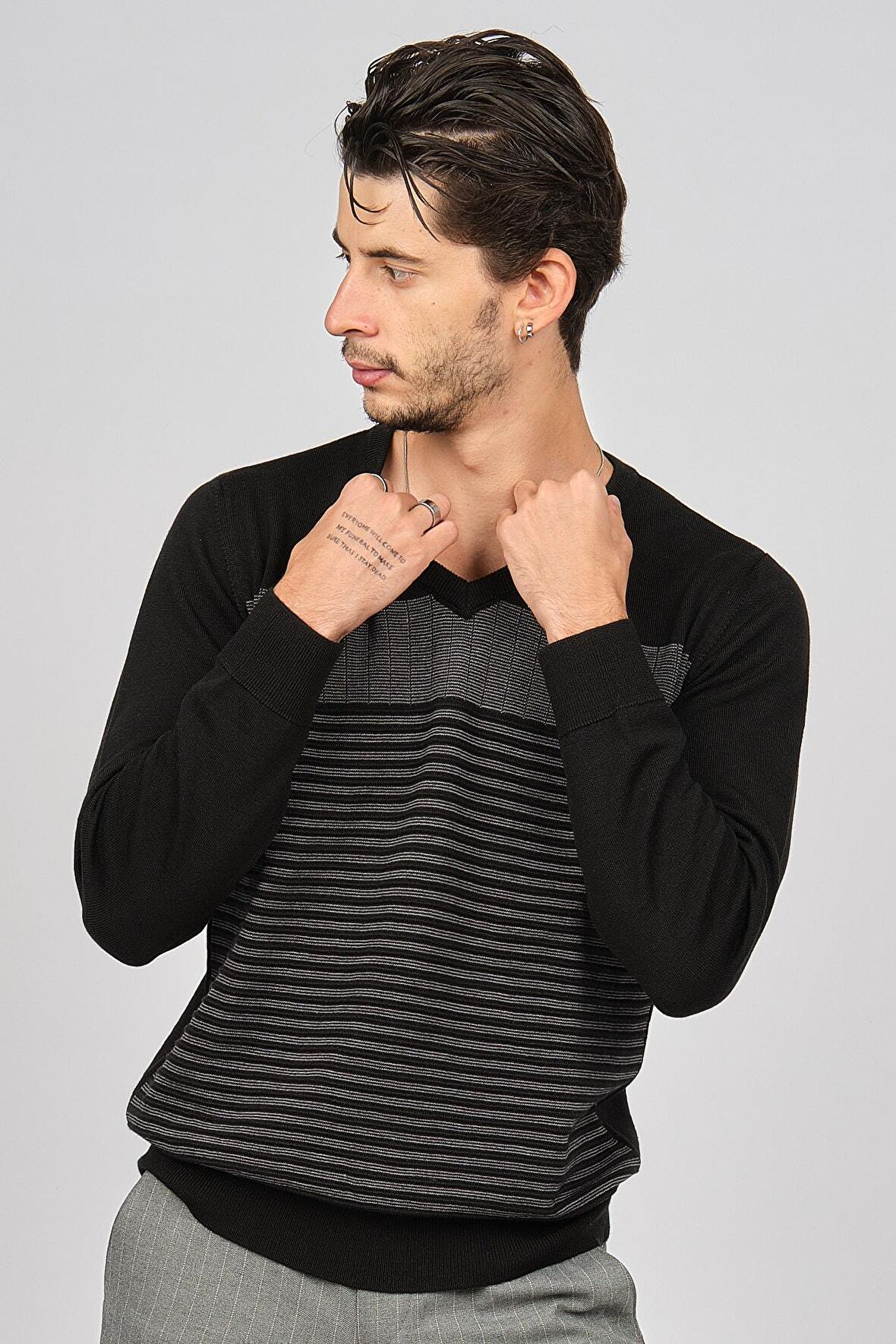 Desen Triko Erkek Desenli V Yaka Yün Kazak 0249640 Siyah