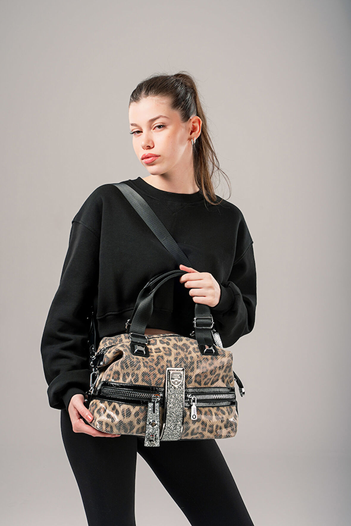 ÇÇS KADIN OMUZ ÇANTASI CCS18000