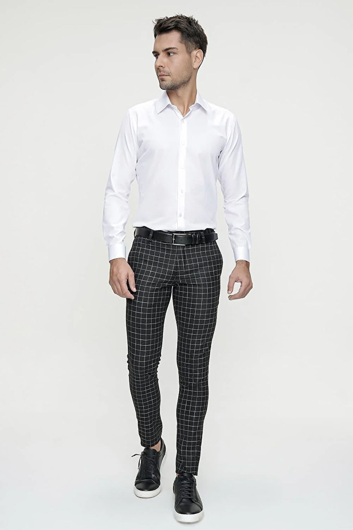 P 1083 Slim Fit Siyah Spor Pantolon