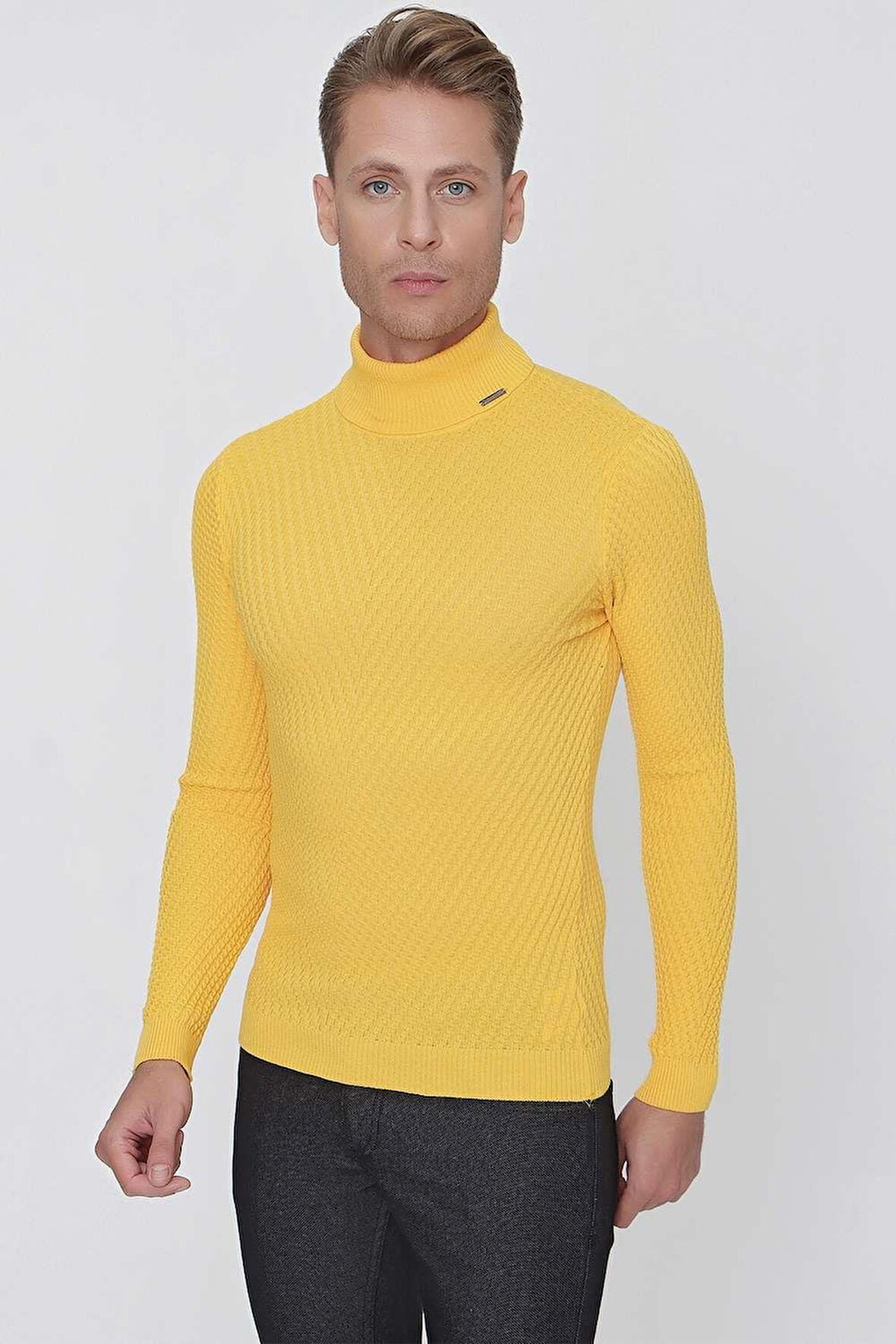 TR 848 Slim Fit Sarı Klasik Triko