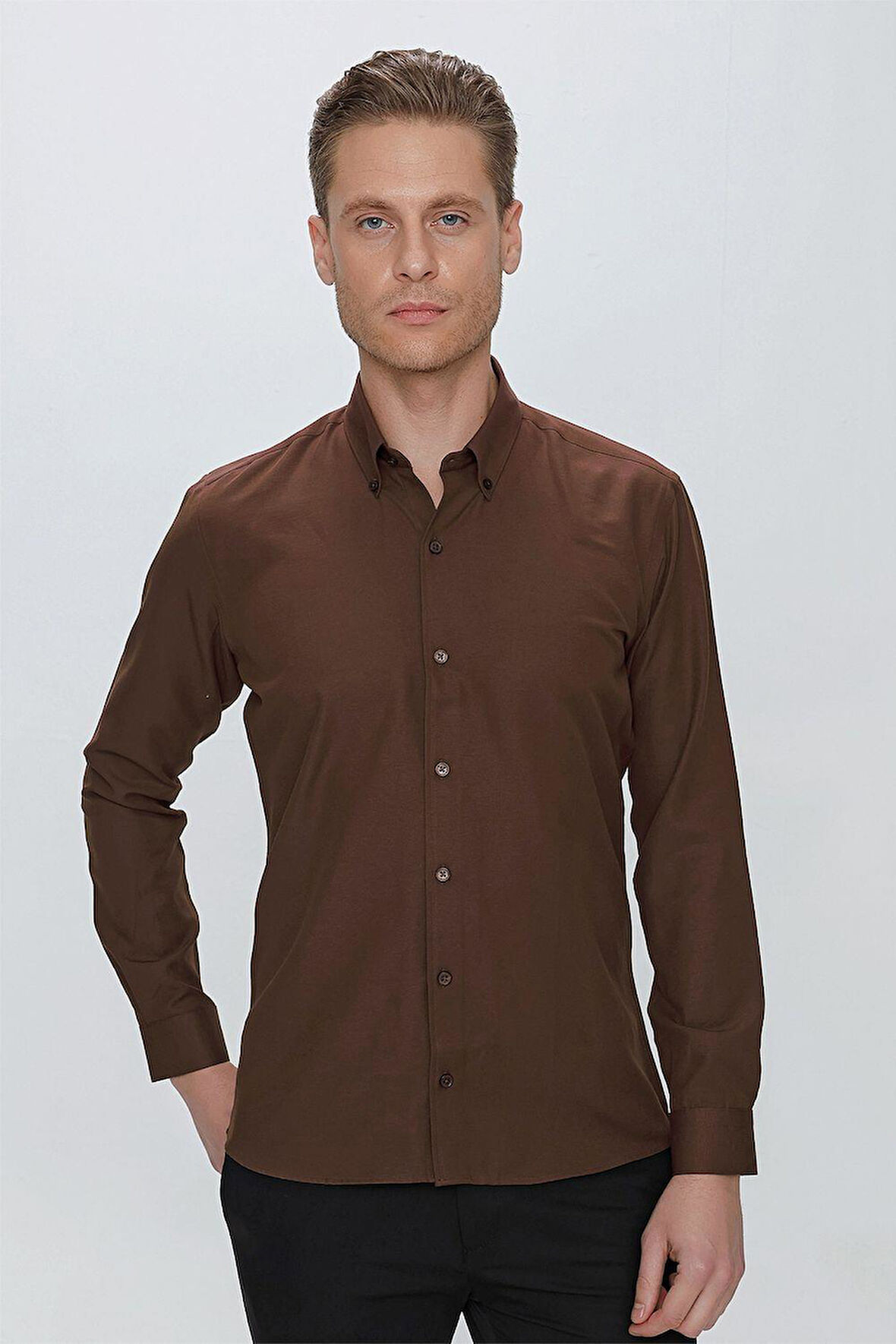 GK 664 Slim Fit Kahve Klasik Gömlek