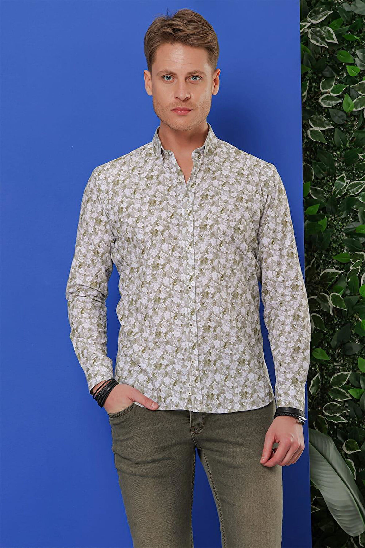 G 1542 Slim Fit Haki Klasik Gömlek