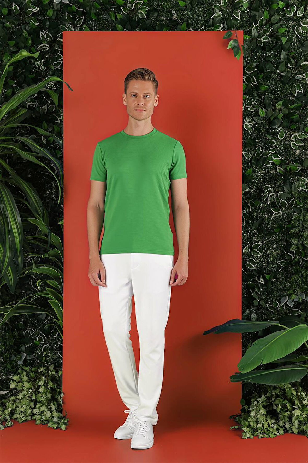 TS 852 Yeşil Spor T-Shirt