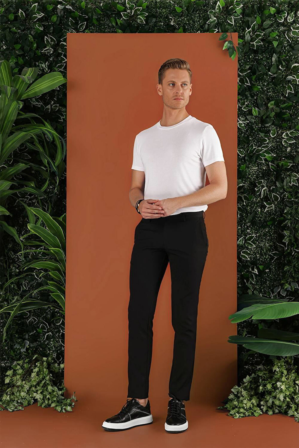 P 1123 Slim Fit Siyah Spor Pantolon