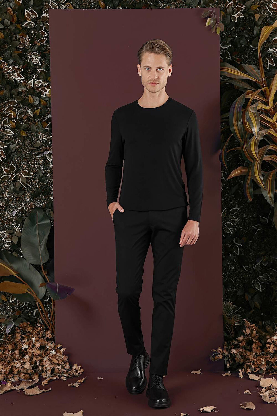 P 1125 Slim Fit Siyah Spor Pantolon