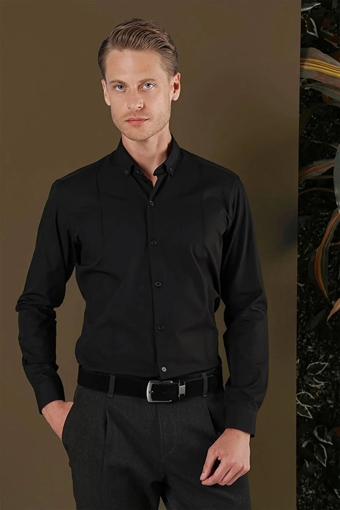 GK 691 Slim Fit Siyah Klasik Gömlek