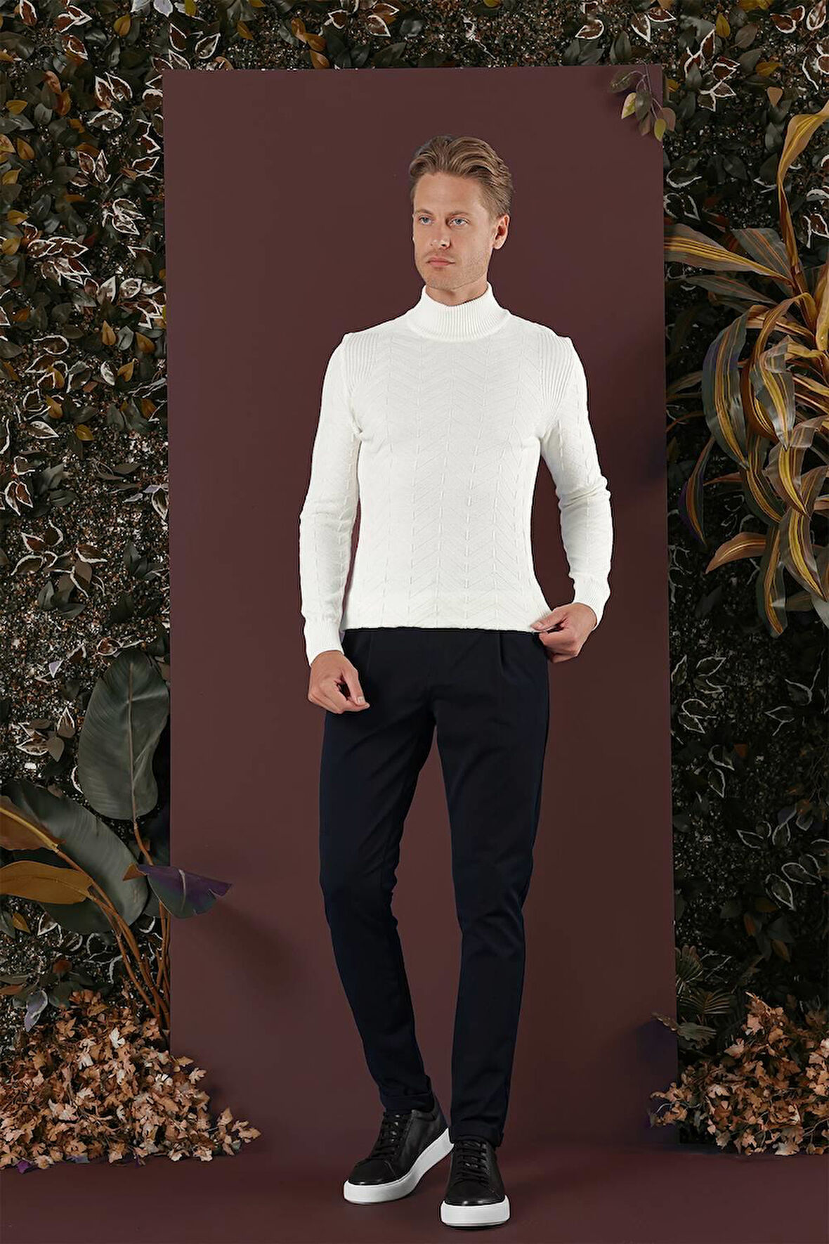 P 1131 Slim Fit Lacivert Spor Pantolon