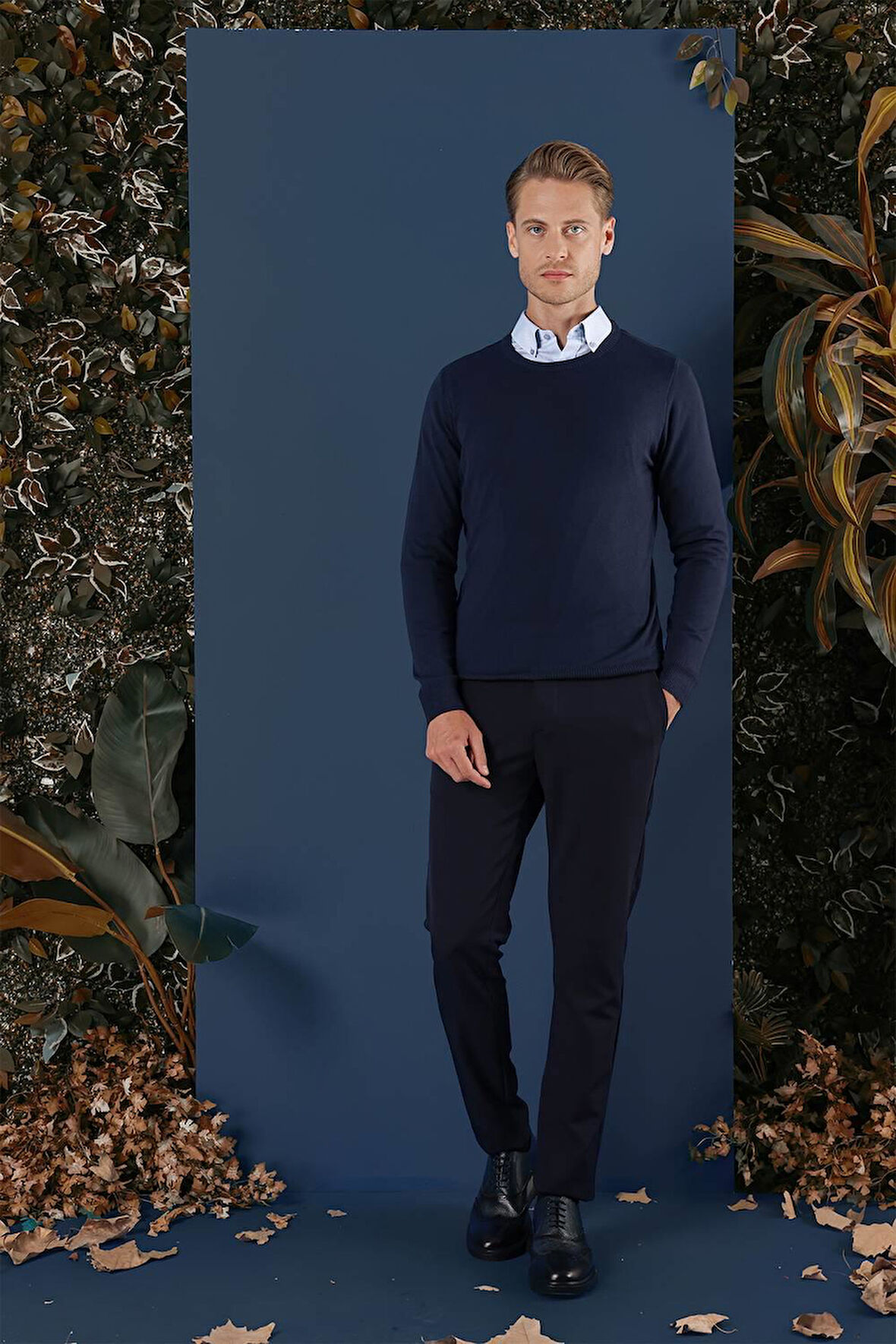 TR 858 Slim Fit Lacivert Klasik Triko