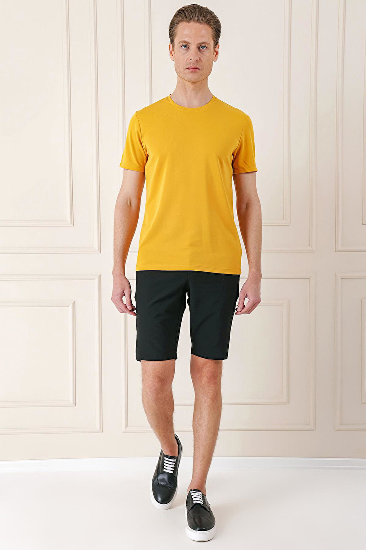 Bermuda 034 Slim Fit Beli Lastikli Gofre Pamuklu Casuel Siyah Şort