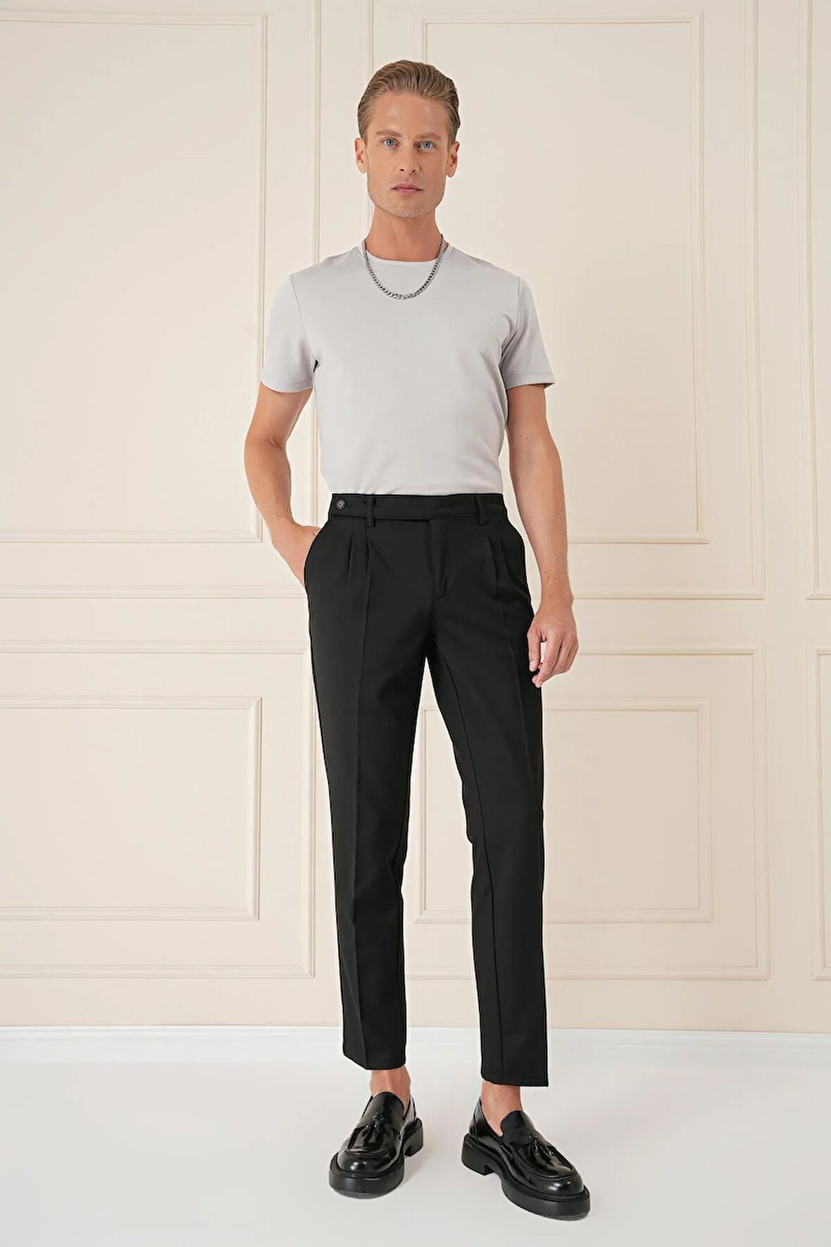 P 1158 Comfort Fit Çift Pileli Dokulu Esnek Pamuk Siyah Pantolon