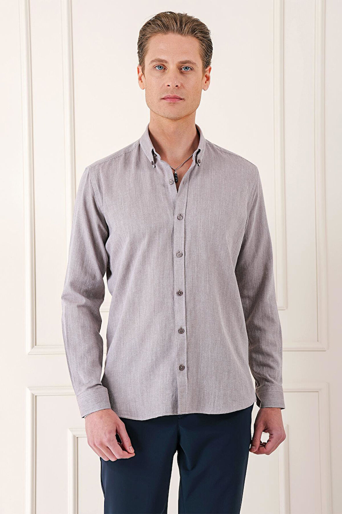 Gk 723 Slim Fit Düğmeli Yaka %100 Pamuk Klasik Vizon Gömlek