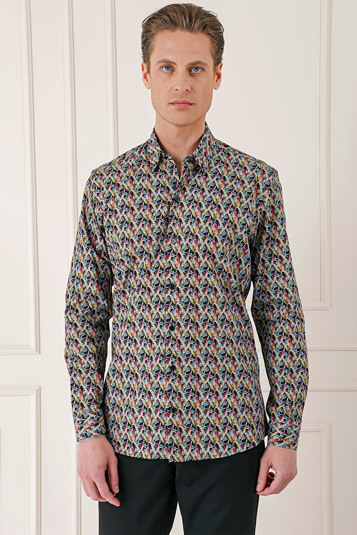 G 1576 Comfort Fit Klapalı Yaka Baskılı %100 Pamuk Siyah Gömlek