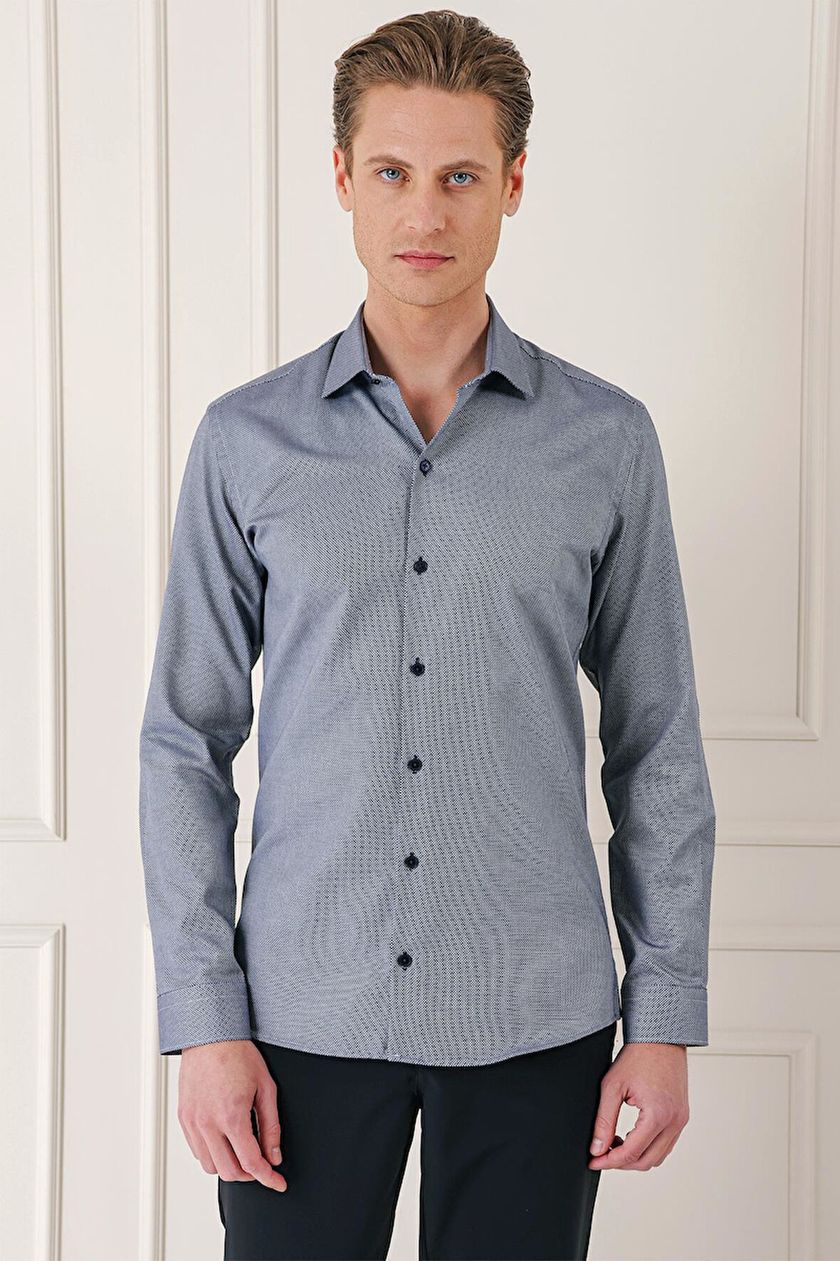 Gk 725 Slim Fit Dokulu %100 Pamuk Klasik Lacivert Gömlek