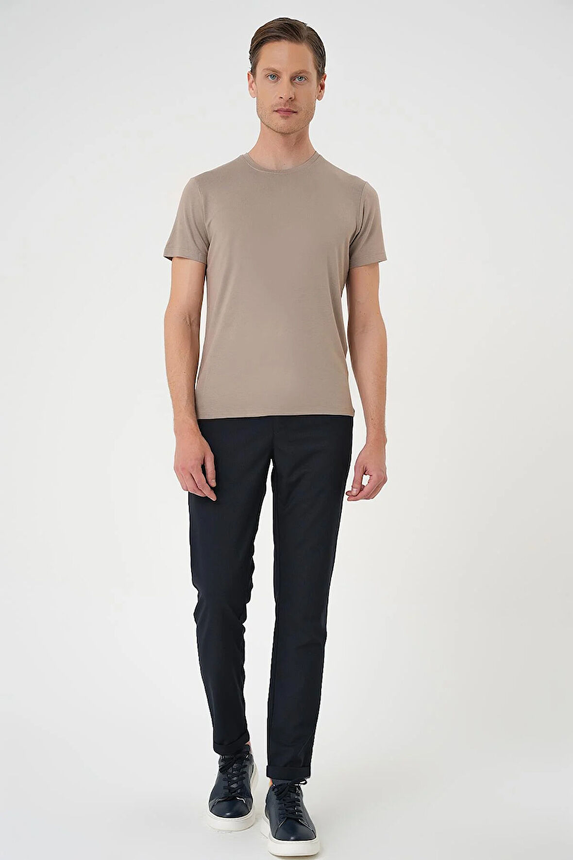 Ts 823 Slim Fit Bisiklet Yaka Düz Pamuklu Vizon Tişört