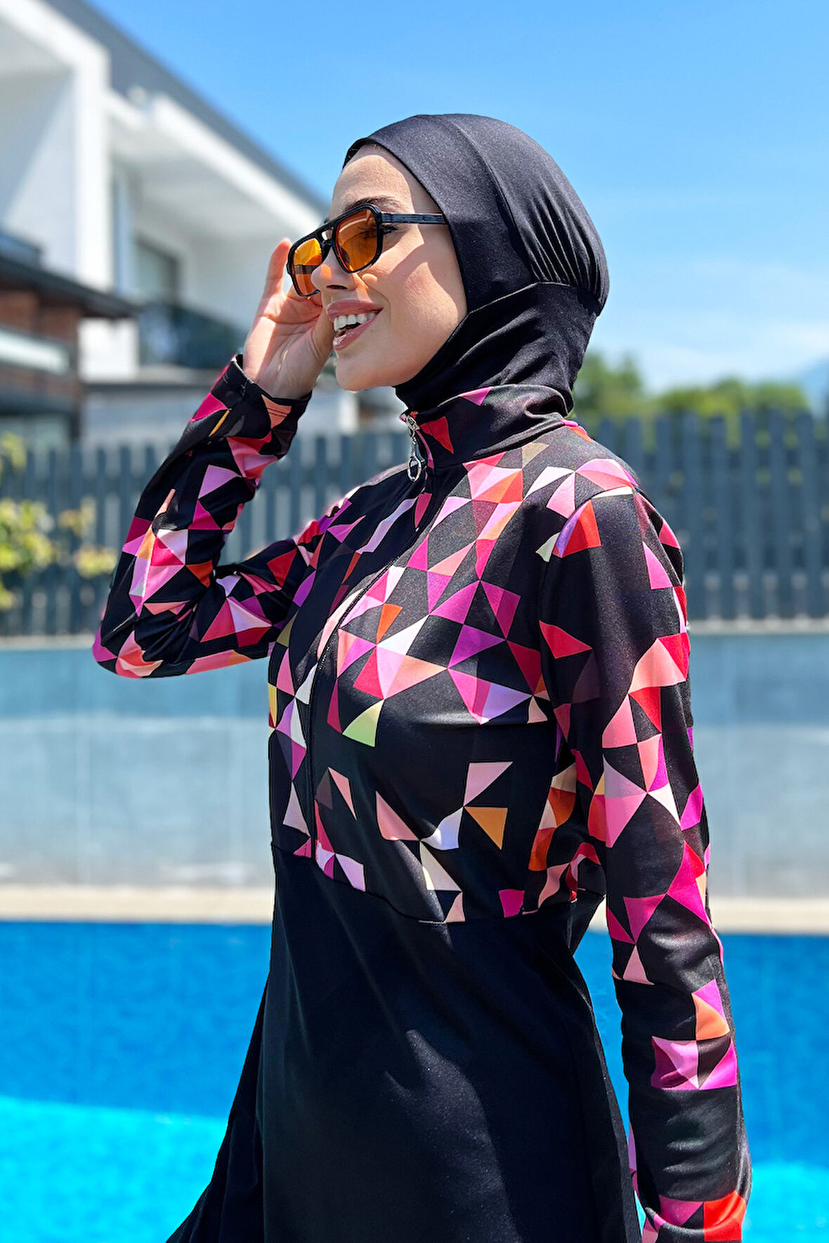 Yarım Fermuarlı Likralı Tam Kapalı Mayo R4501 Pembe Geometri | L