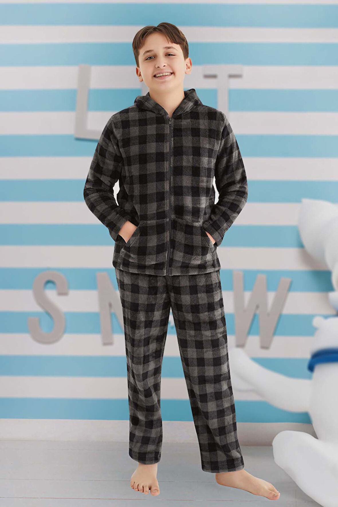Erkek Çocuk Polar Pijama Takımı 240526 Siyah | 10 Yaş
