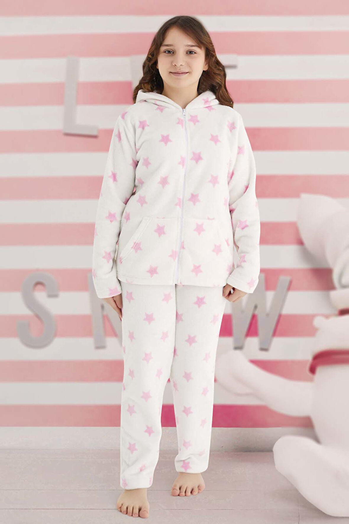 Kız Çocuk Desenli Polar Pijama Takımı 240521 Ekru01 | 9 Yaş