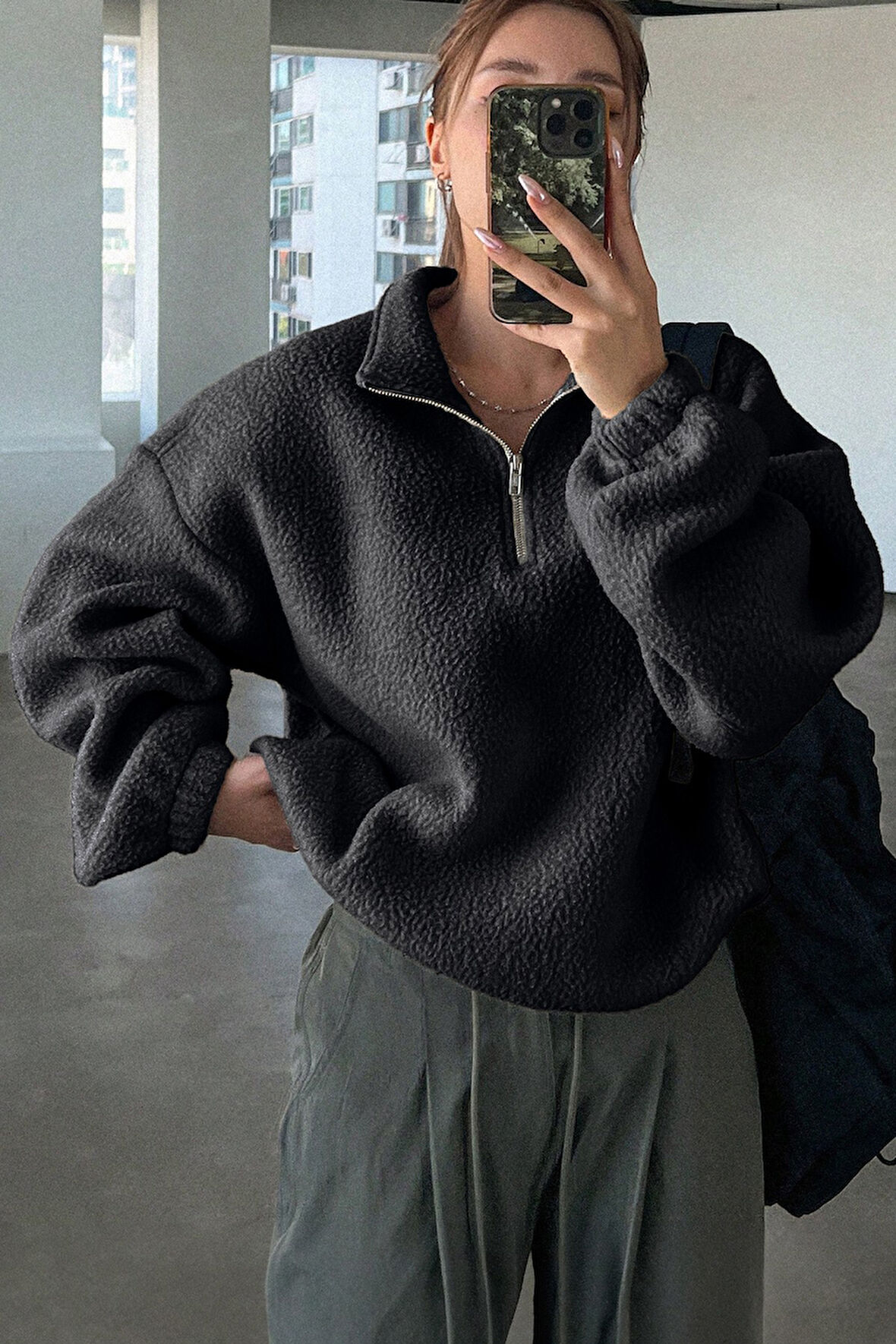 Ghassy Co. Kadın Ultra Isı Peluş Sherpa Oversize Yarım Metal Fermuar Lastik Ayarlı Polar Sweatshirt