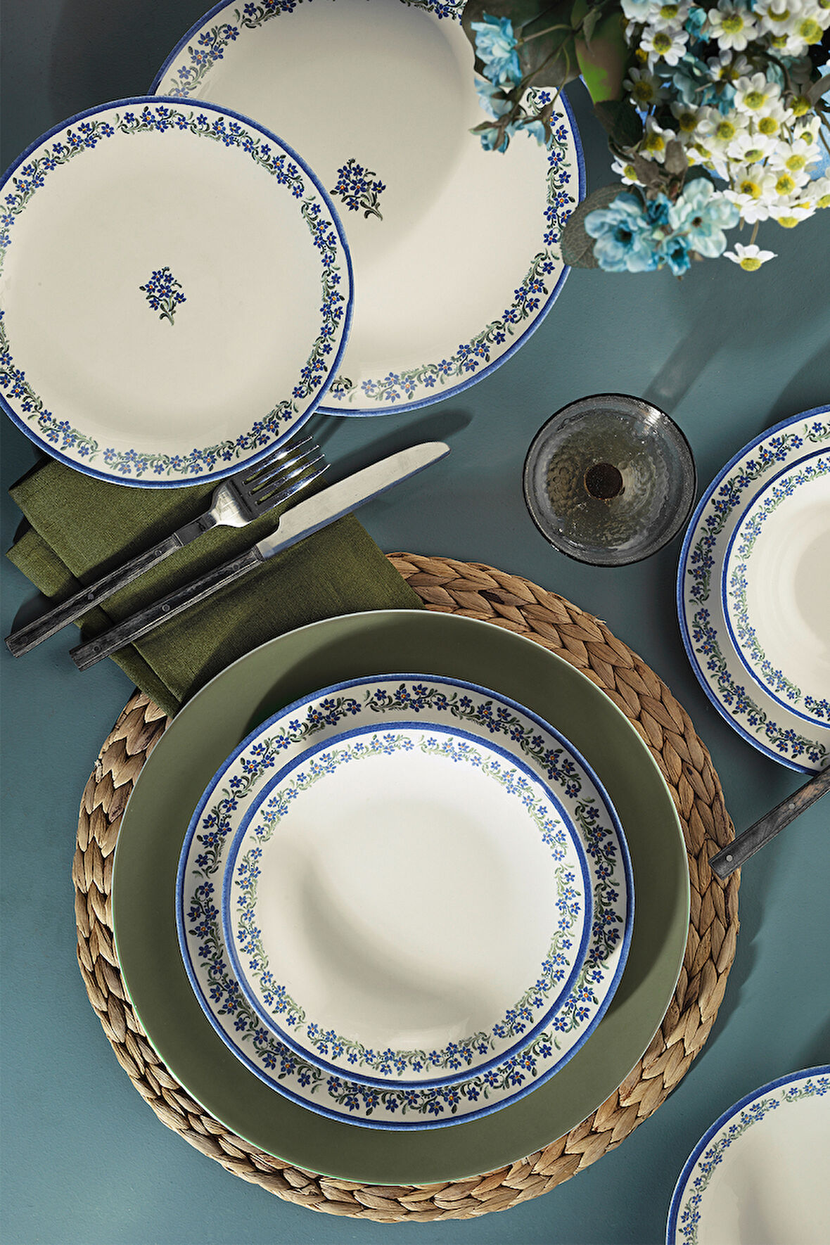 Kütahya Porselen Petite Flora 24 Parça 6 Kişilik Yemek Takımı