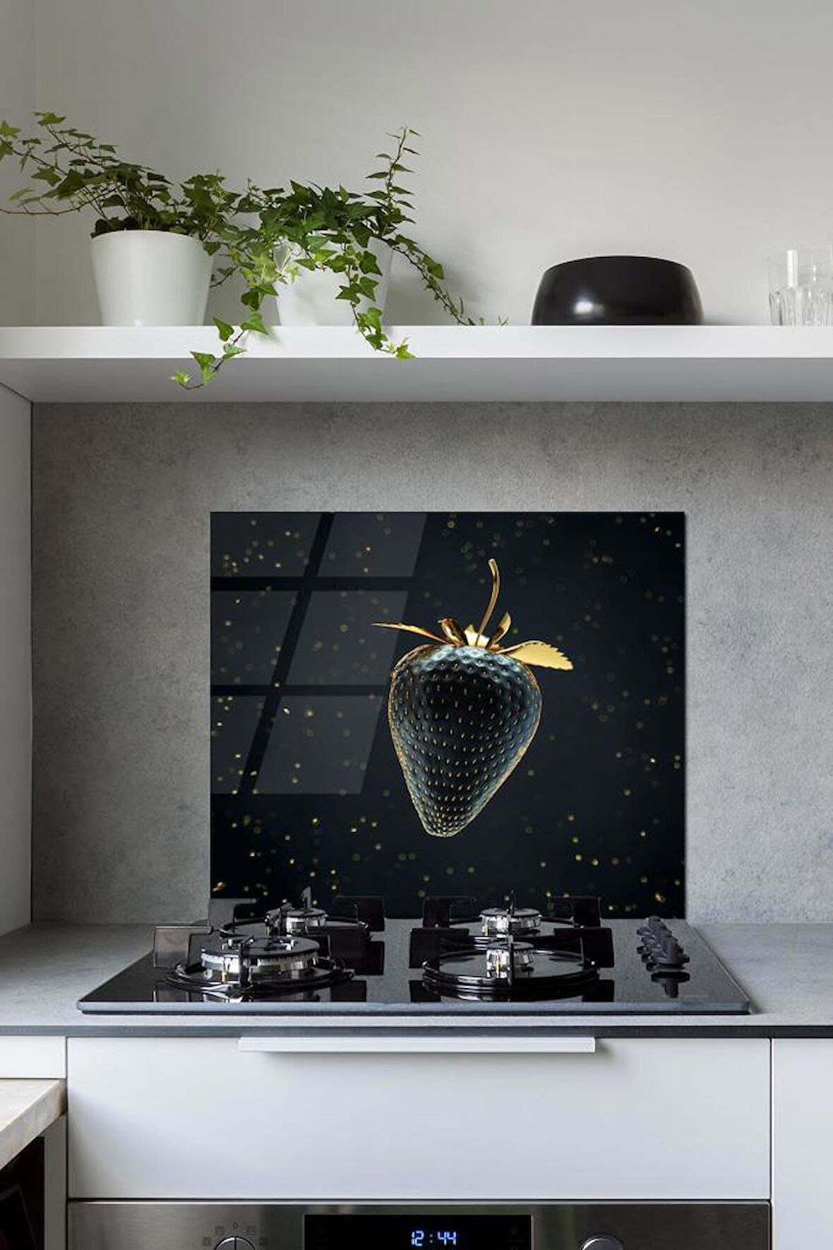60 x 70 cm Altın Çilek Desenli Cam Ocak Arkası Koruyucu