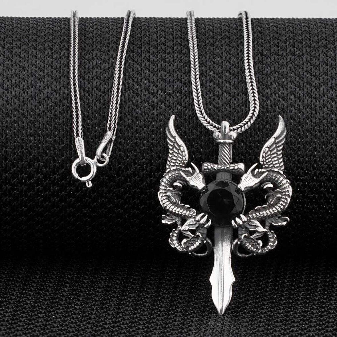 Ejderha Tasarımlı Kırmızı Zirkon Taşlı  925 Ayar Gümüş Erkek Kolye