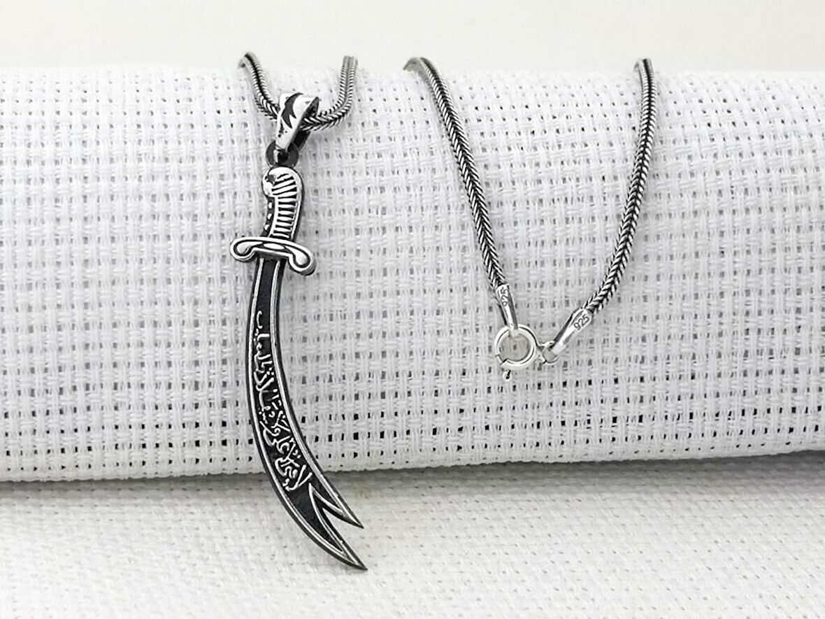 Zulfikar  Tasarımlı 925 Ayar Gümüş Erkek Kolye