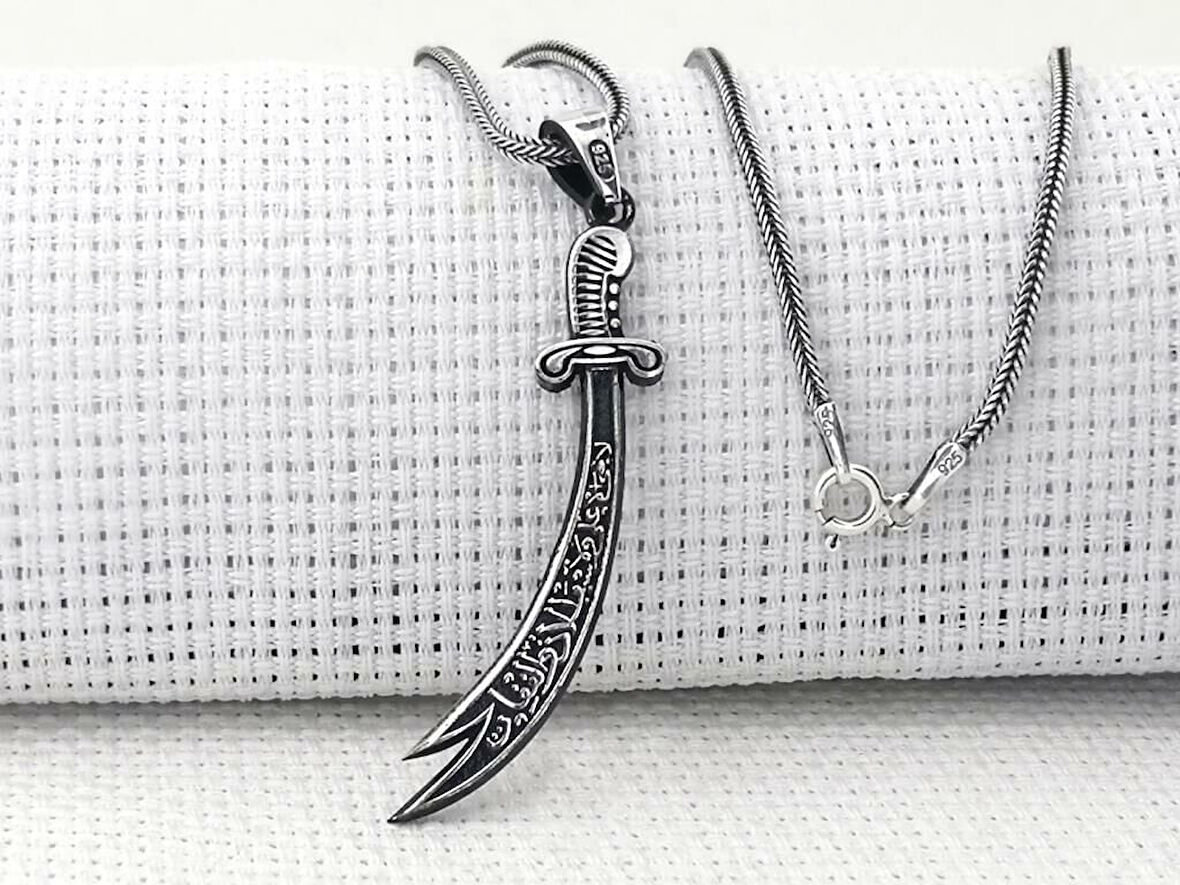 Zulfikar  Tasarımlı 925 Ayar Gümüş Erkek Kolye