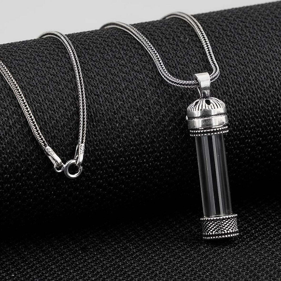 Silindir Tasarımlı Cevşeni Kebir Dualı 925 Ayar Gümüş Erkek Kolye