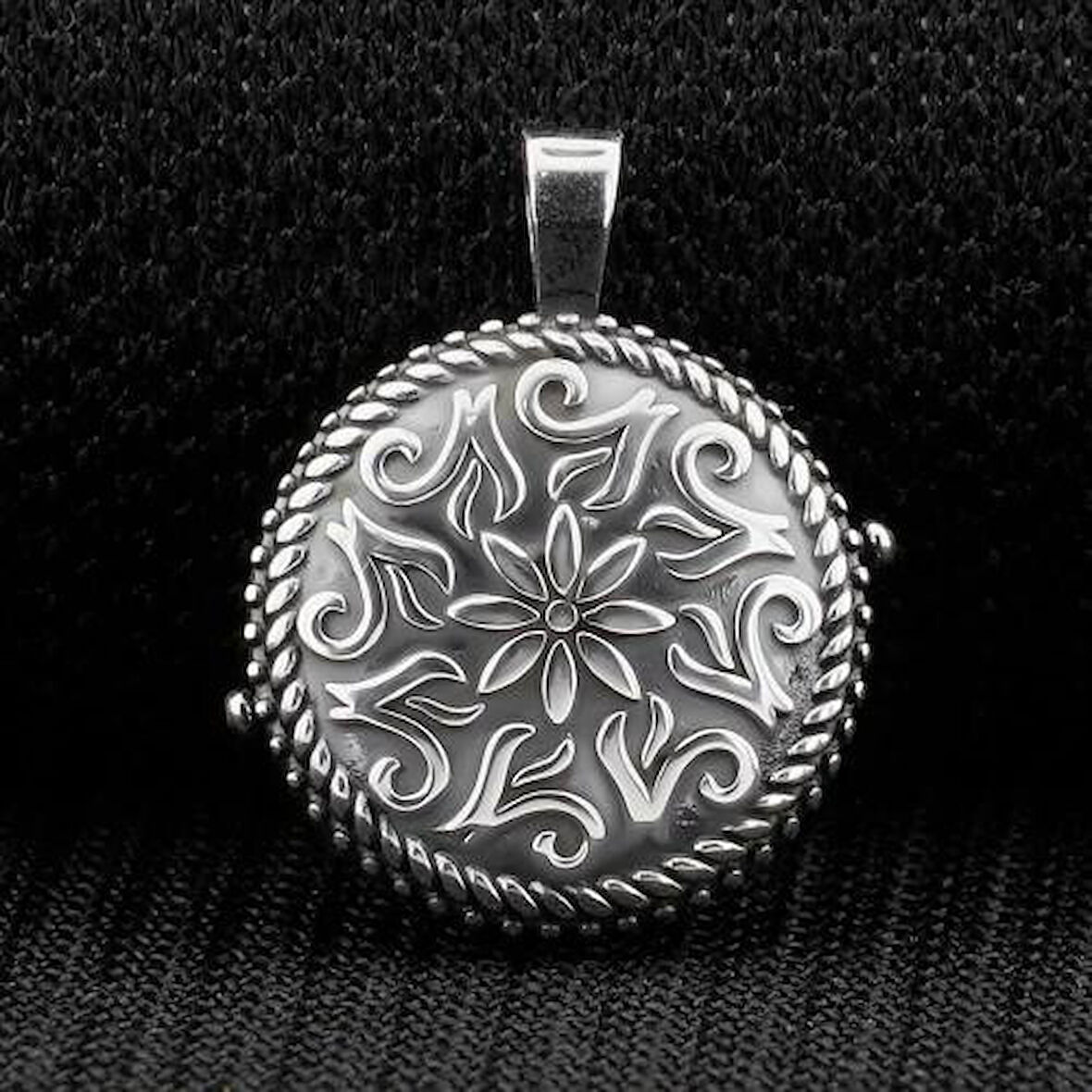 Çift Taraflı Açılabilir Cevşen  925 Ayar Gümüş Erkek Kolye Ucu