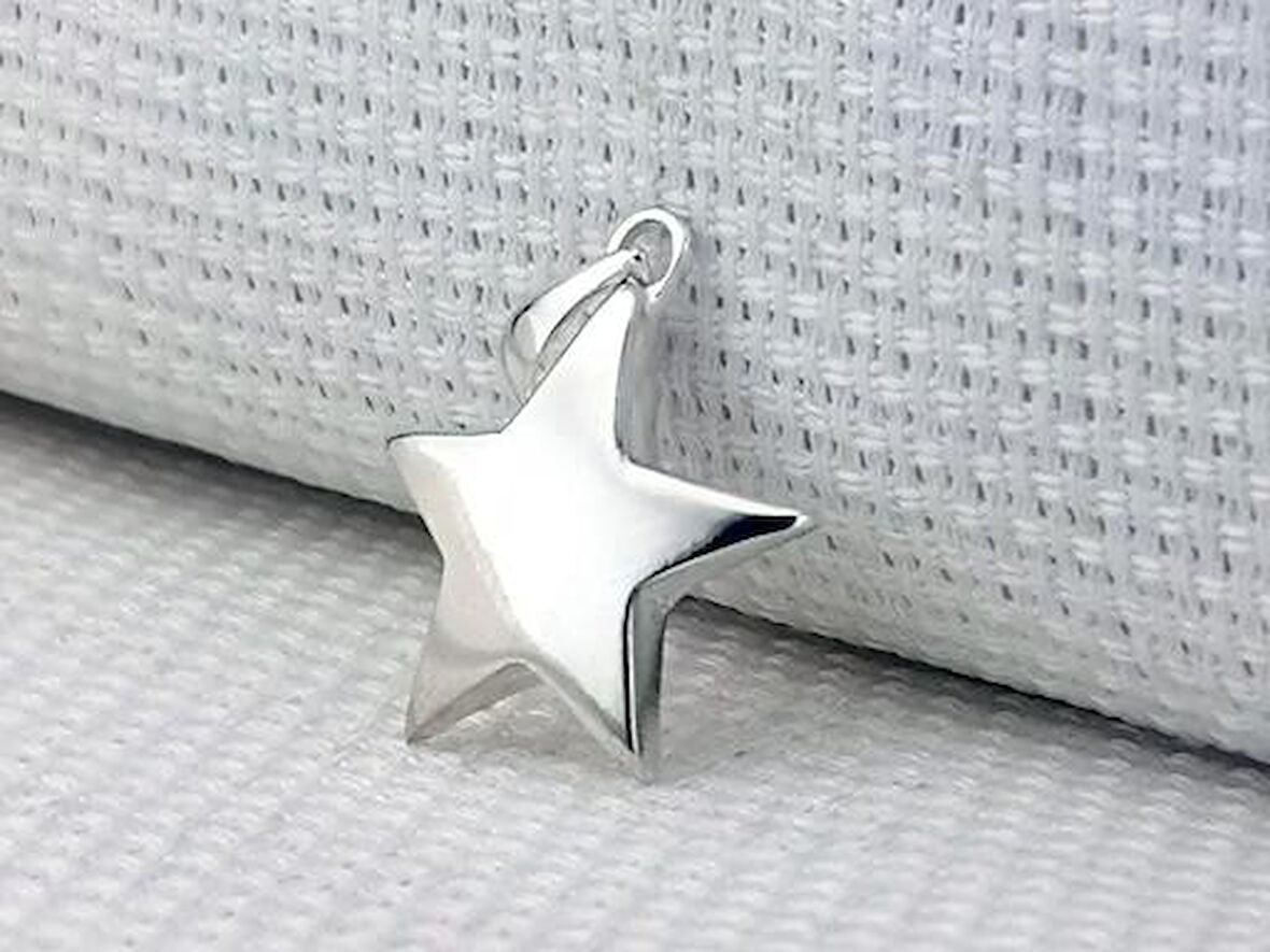Parlak Yıldız Tasarımı 925 Ayar Gümüş Erkek Kolye Ucu