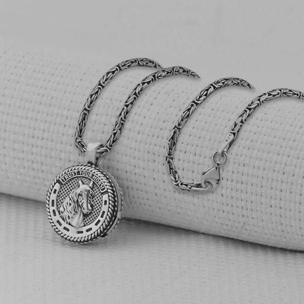 Şans Nalı 925 Ayar Gümüş Erkek Kolye