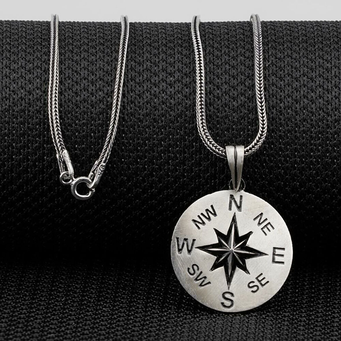 Pusula Tasarımlı 925 Ayar Gümüş Erkek Kolye