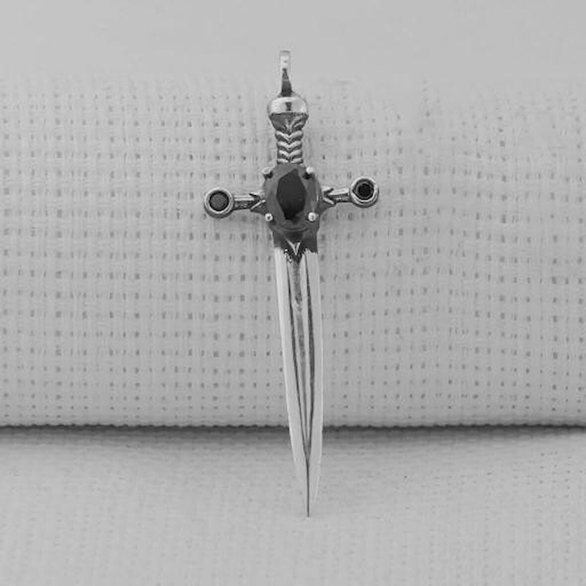 Zirkon Taşlı Şovalye 925 Ayar Gümüş  Erkek Kolye