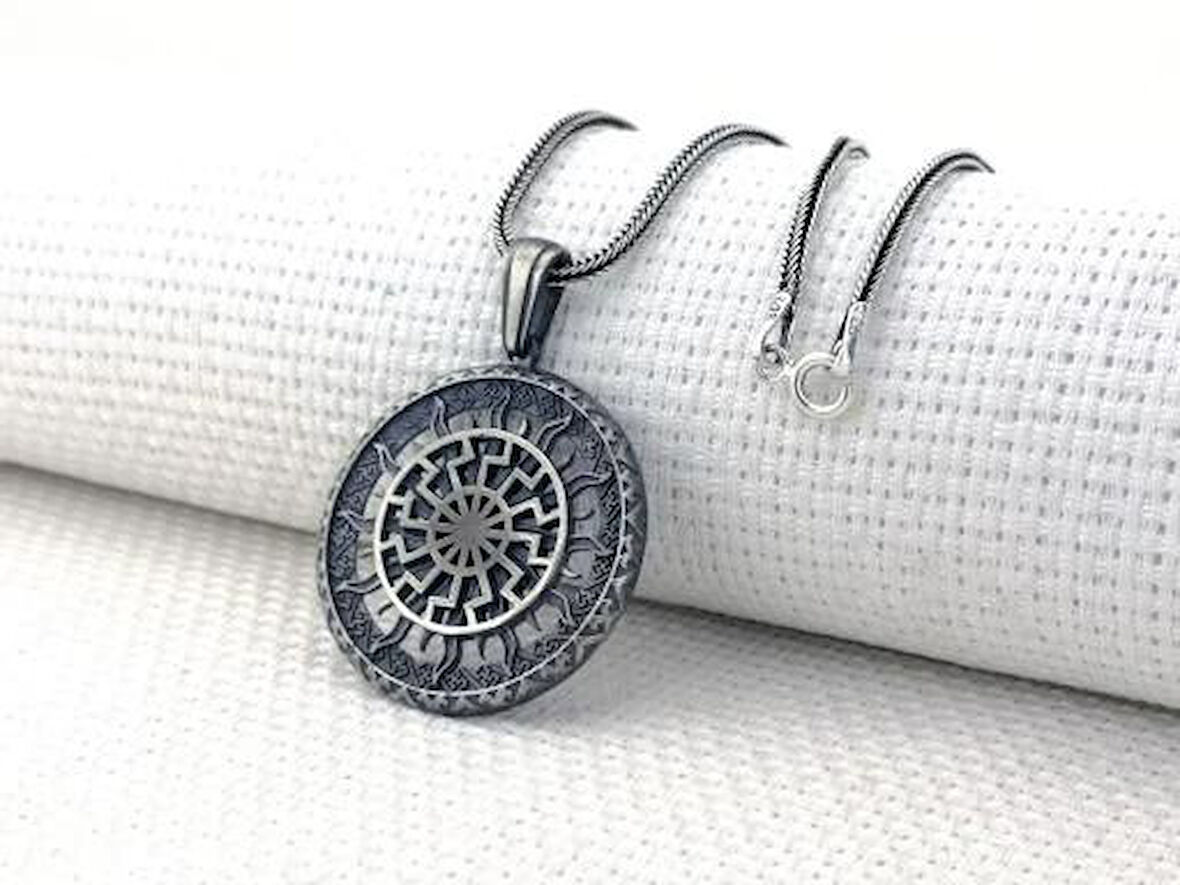 Svarog Slav Güneş Tanrısı 925 Ayar Gümüş Erkek Kolye