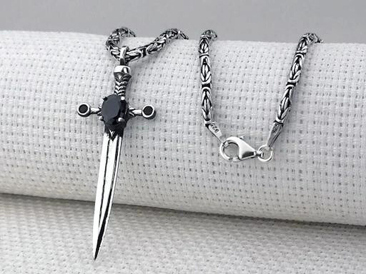 Zirkon Taşlı Şovalye 925 Ayar Gümüş  Erkek Kolye