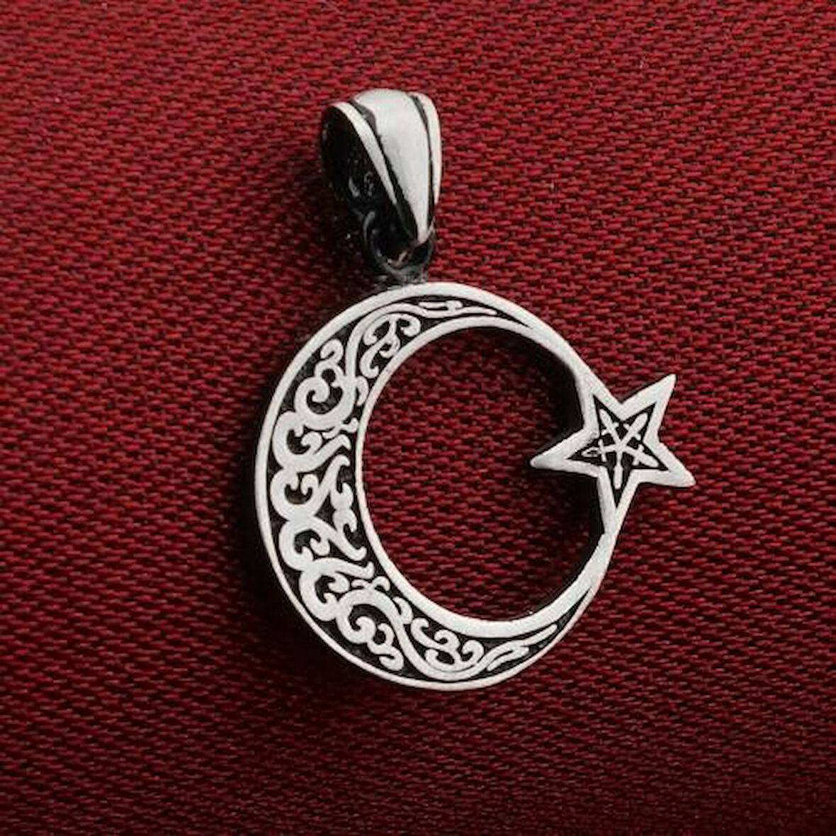 Ay Yıldız  Tasarımlı 925 Ayar Gümüş Erkek Kolye Ucu