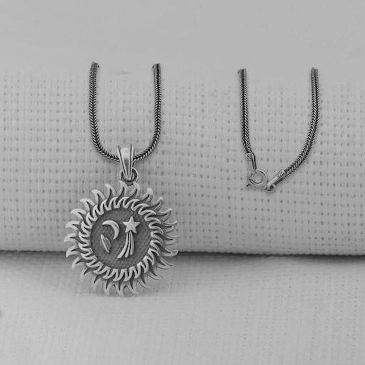 Galaksi Tasarımlı 925 Ayar Gümüş Erkek Kolye