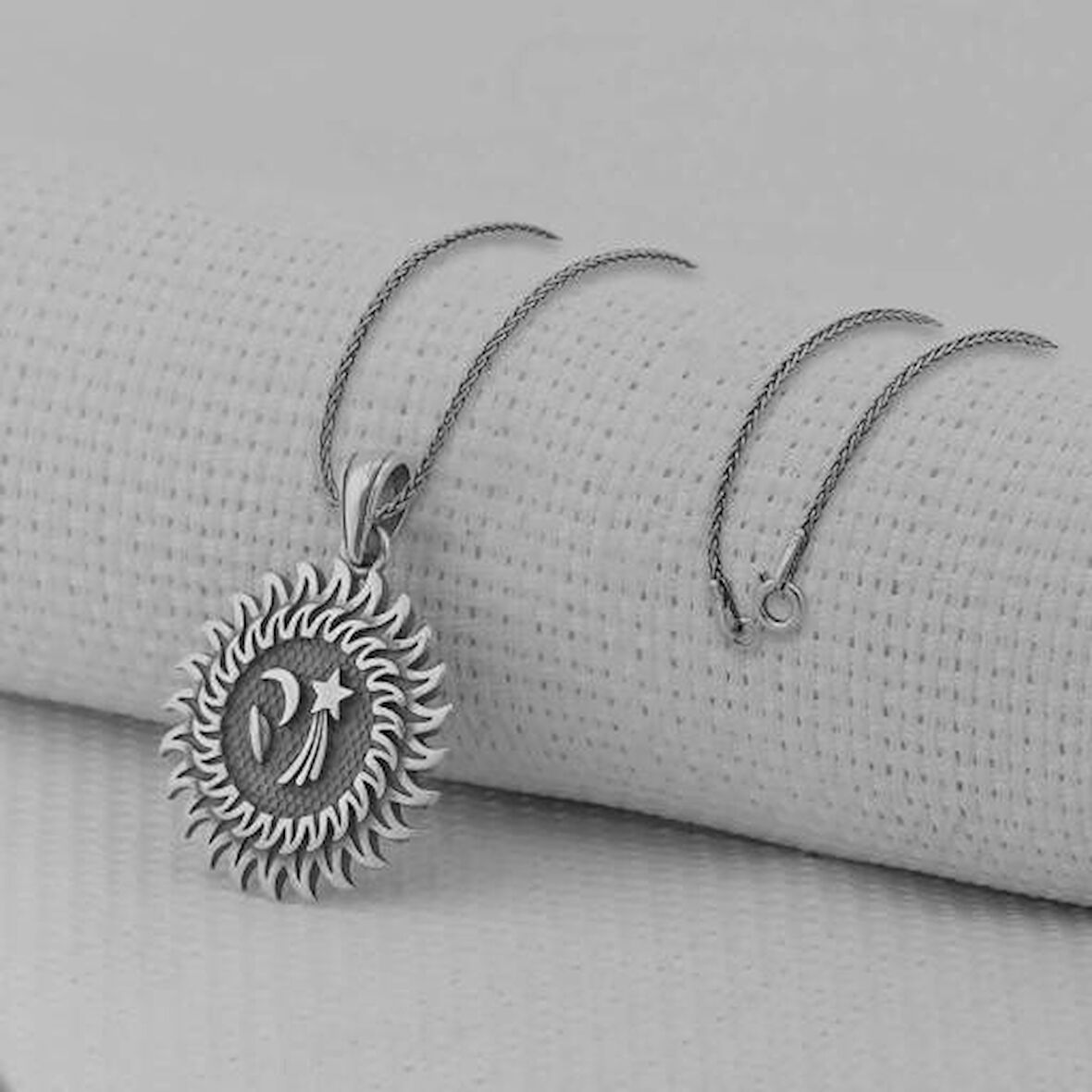 Galaksi Tasarımlı 925 Ayar Gümüş Erkek Kolye