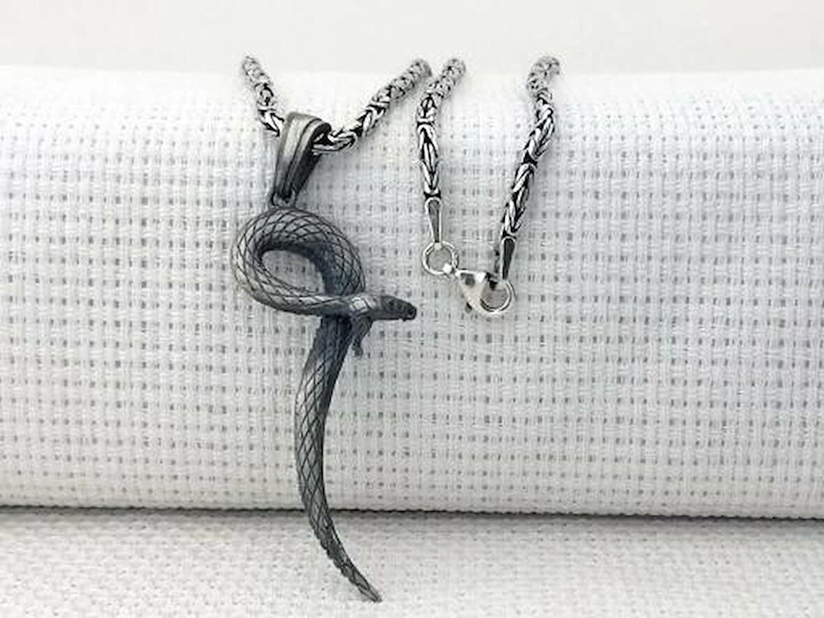 Üç Boyutlu Kara Bamba Yılan  Kral Zincir 925 Ayar Gümüş Erkek Kolye