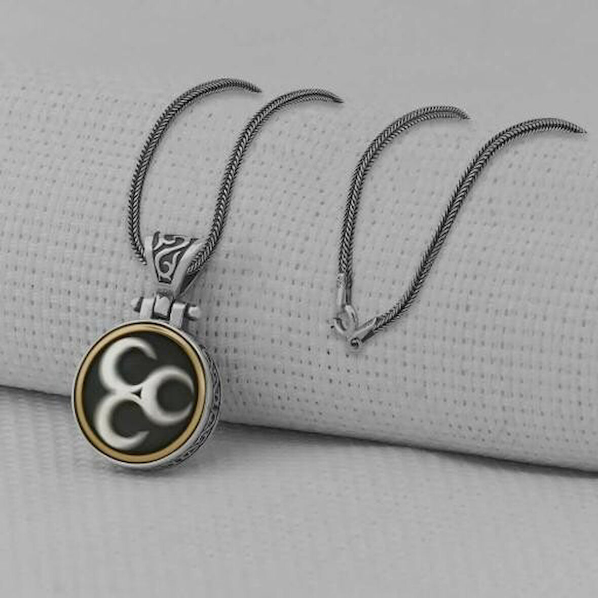 Üç Hilal Ortası Dönen 925 Ayar Gümüş Erkek Kolye